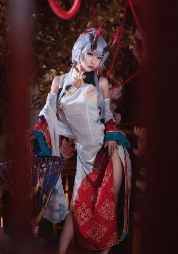 护士脱了精光让人摸秘喂奶_超清电影免费在线